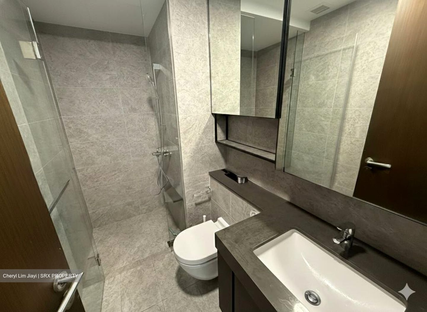 Avenue South Residence (D3), Apartment #584444531